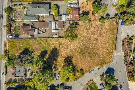 12 Dorenfeld Court Petaluma CA 94952