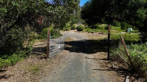 5784 St Helena Road Santa Rosa CA 95404