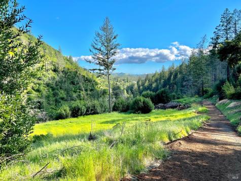 2095-2261 Mark West Springs Road Santa Rosa CA 95404