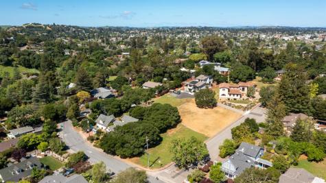 156 Grant Court Petaluma CA 94952