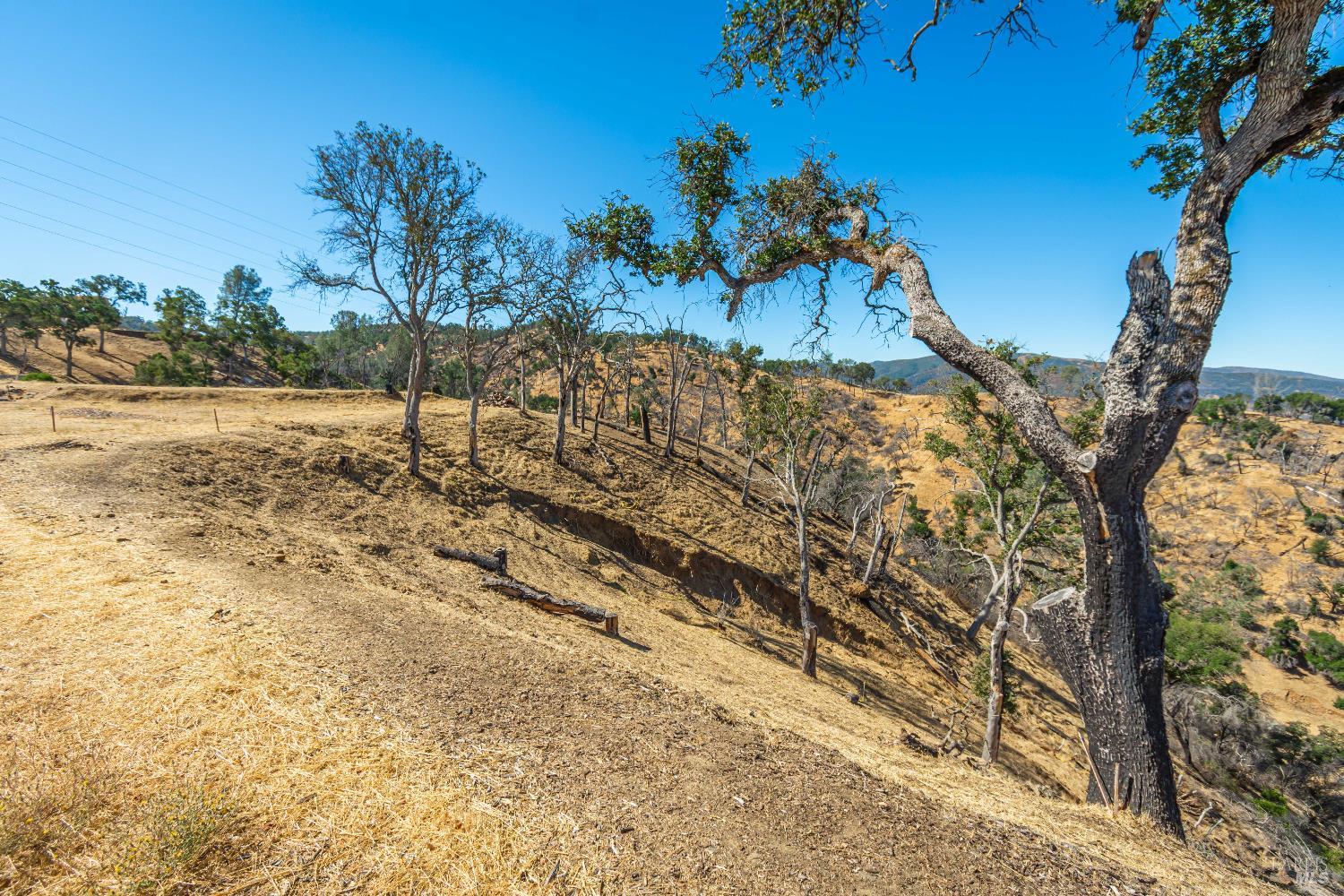 1099 Westridge Drive Napa CA 94558