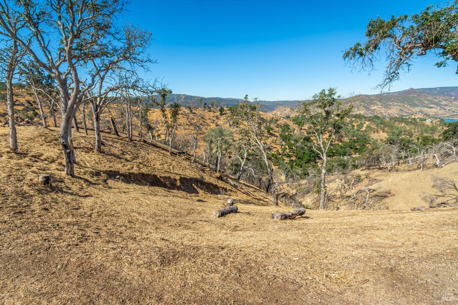 1099 Westridge Drive Napa CA 94558