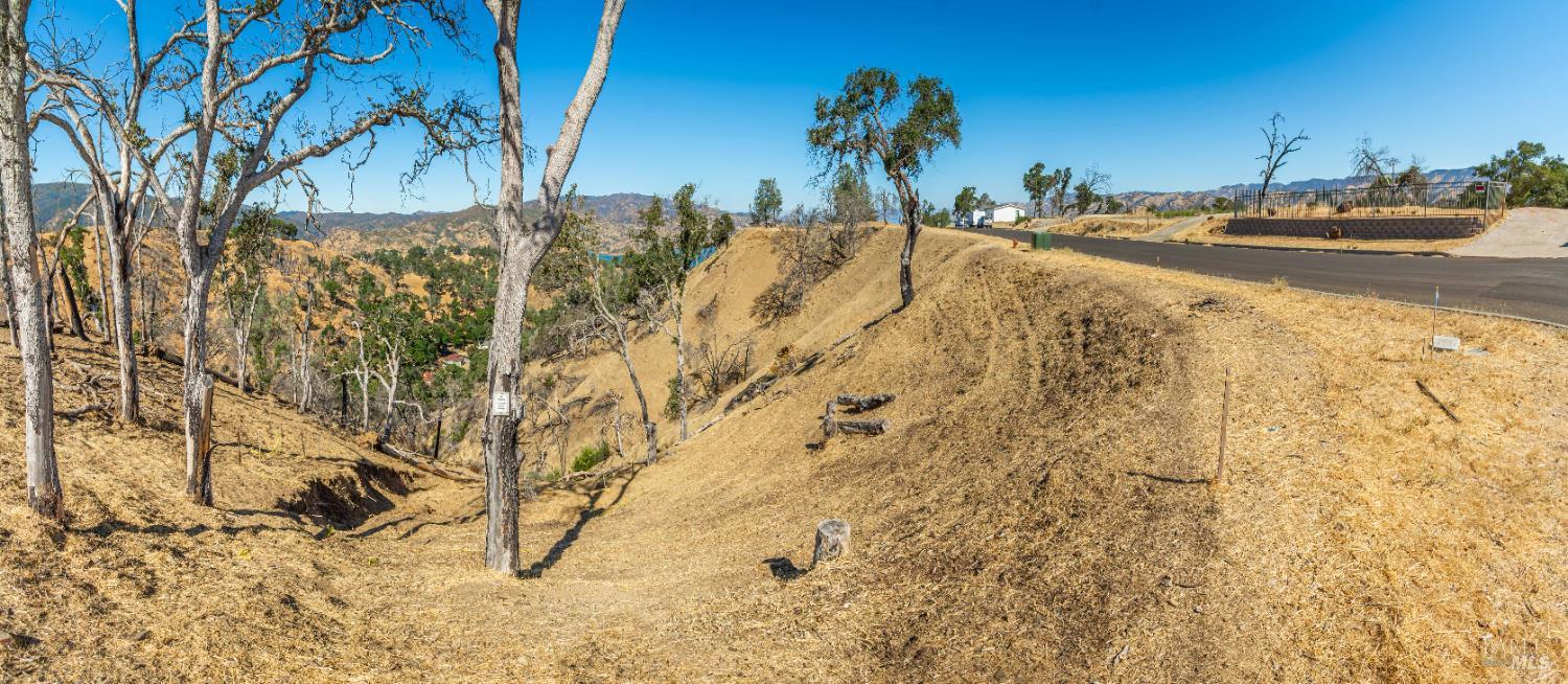 1099 Westridge Drive Napa CA 94558