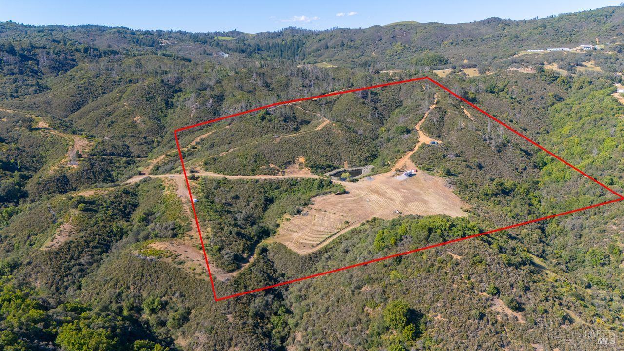 31909 Green Road Cloverdale CA 95425