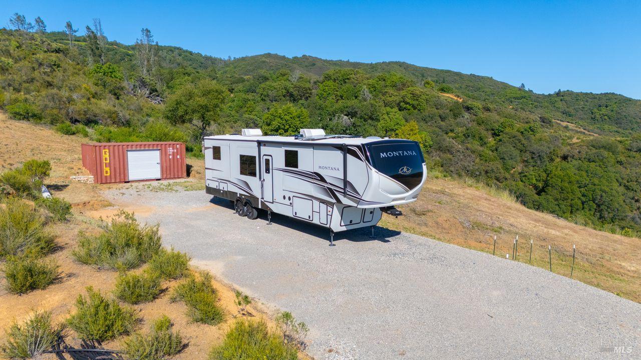 31909 Green Road Cloverdale CA 95425