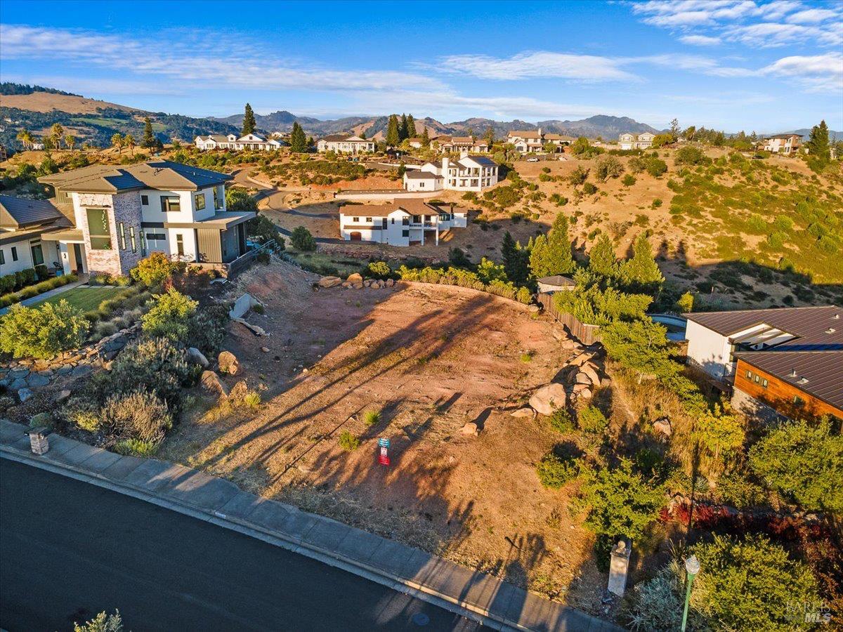 3850 Horizon View Way Santa Rosa CA 95404