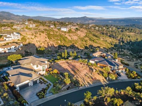 3850 Horizon View Way Santa Rosa CA 95404