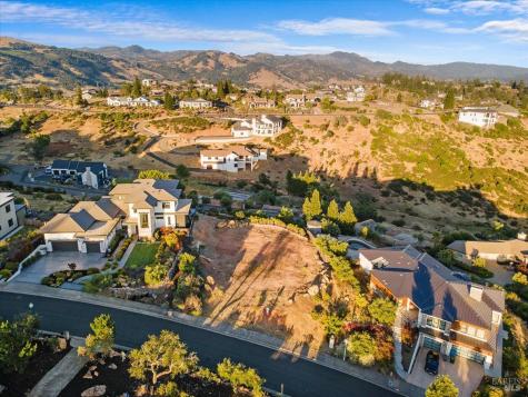 3850 Horizon View Way Santa Rosa CA 95404