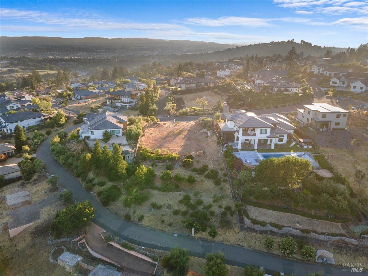 3850 Horizon View Way Santa Rosa CA 95404