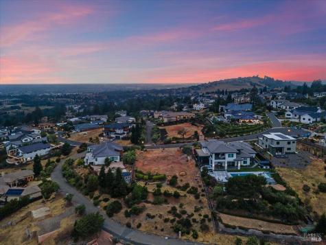 3850 Horizon View Way Santa Rosa CA 95404