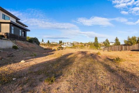 3850 Horizon View Way Santa Rosa CA 95404