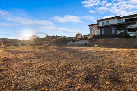 3850 Horizon View Way Santa Rosa CA 95404