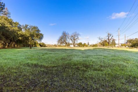 13255 Healdsburg Avenue Healdsburg CA 95448