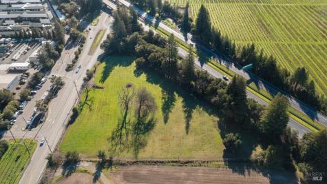 13255 Healdsburg Avenue Healdsburg CA 95448