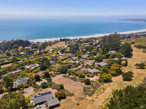 21 Avenida Las Baulinas Stinson Beach CA 94970