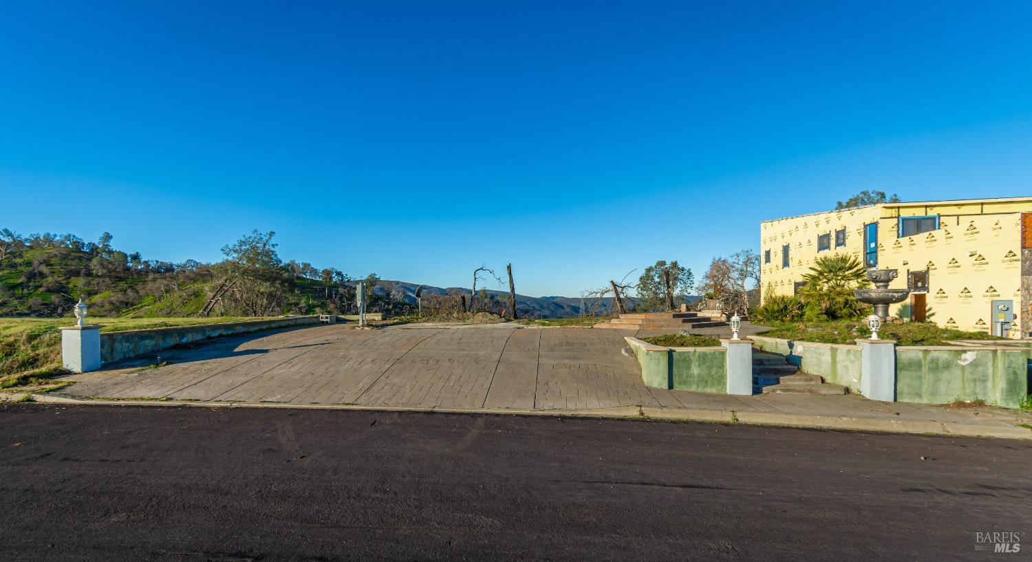 1131 Headlands Drive Napa CA 94558