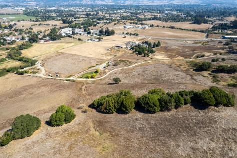 7080 Gravenstein Highway Cotati CA 94931