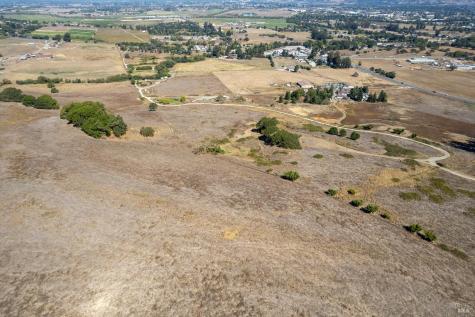 7080 Gravenstein Highway Cotati CA 94931