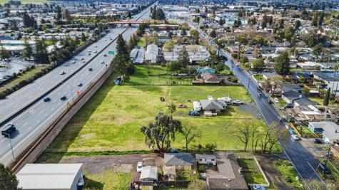 2154 Corby Avenue Santa Rosa CA 95407