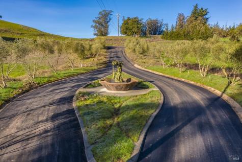 1355 Rose Avenue Penngrove CA 94951