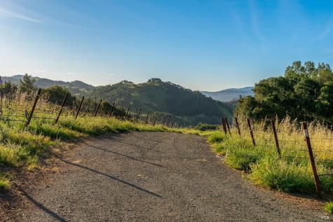 2155 Calistoga Road Santa Rosa CA 95404