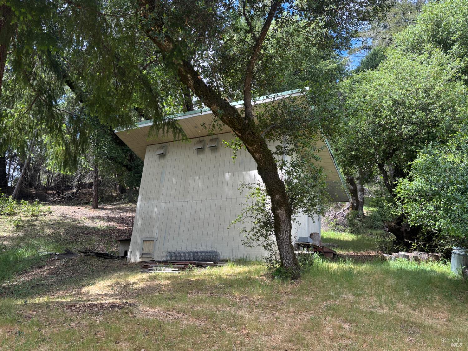 3701 Radical Ridge Road Redwood Valley CA 95470
