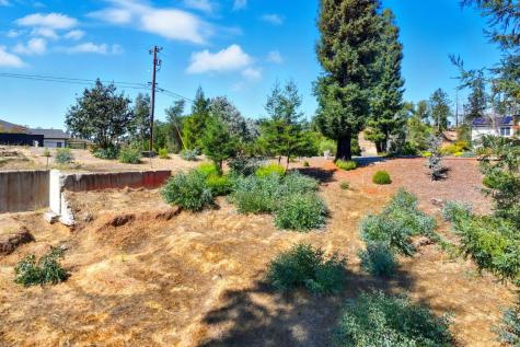 1436 Lorraine Way Santa Rosa CA 95404