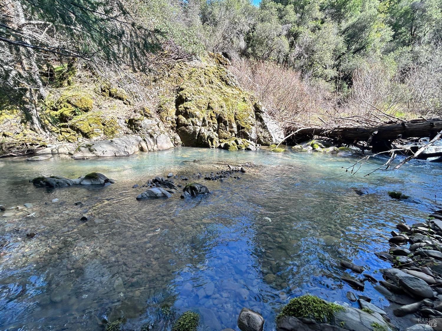 21165 Tomki Road Redwood Valley CA 95470