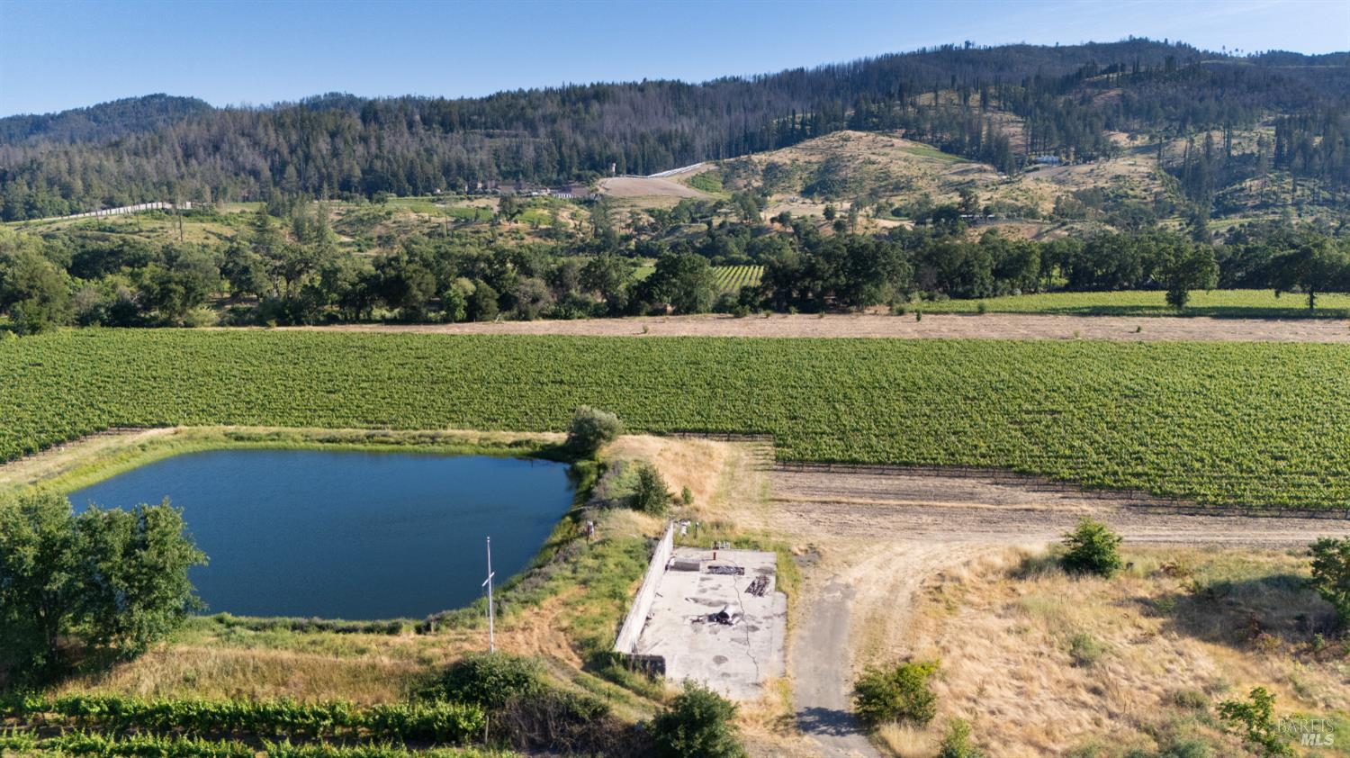 4427 Silverado Trail Calistoga CA 94515