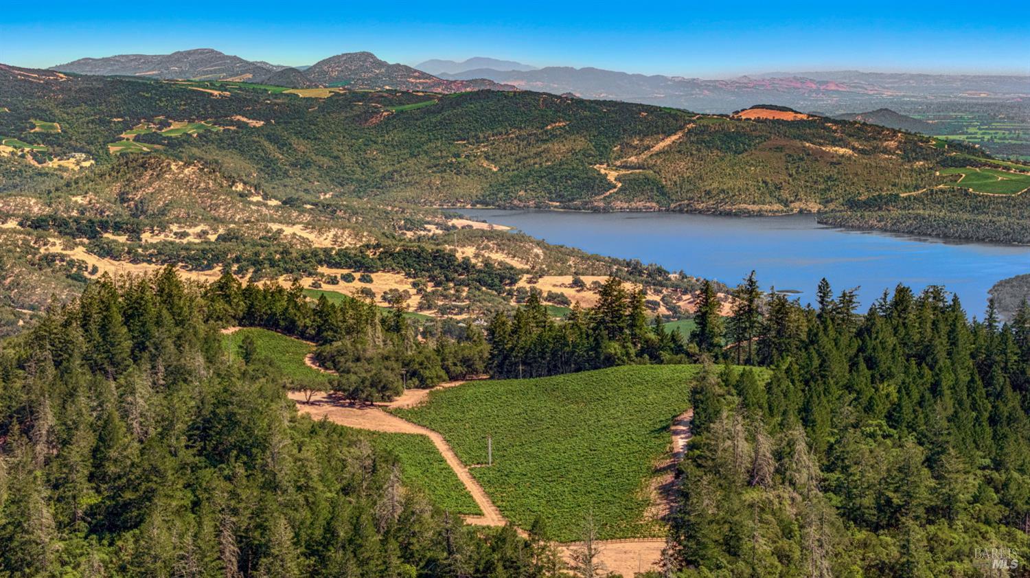1075 Greenfield Road St. Helena CA 94574
