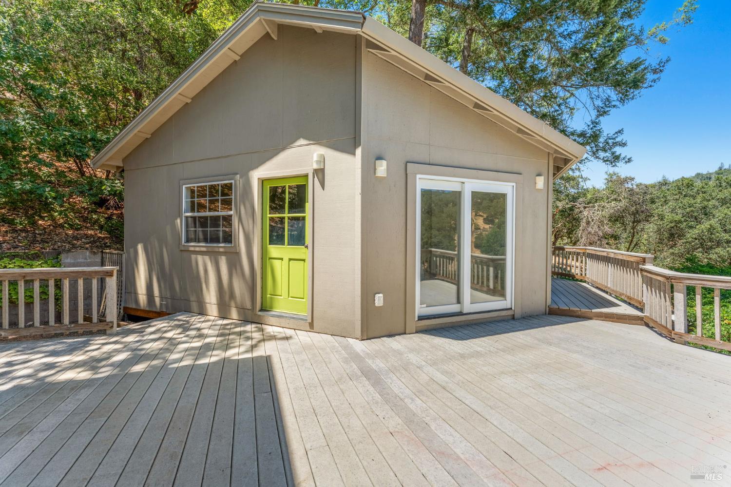 1075 Greenfield Road St. Helena CA 94574