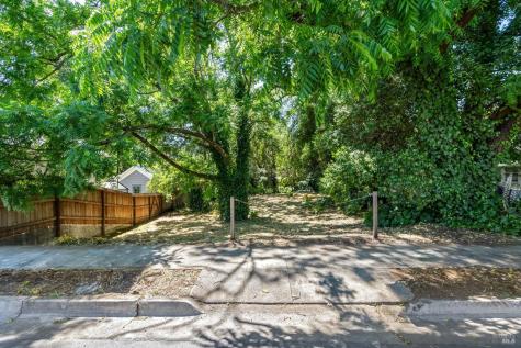 413 Fitch Street Healdsburg CA 95448