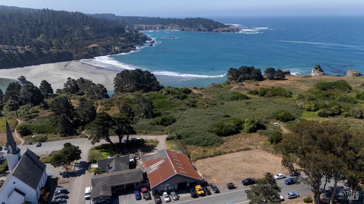 44961 Main Street Mendocino CA 95460