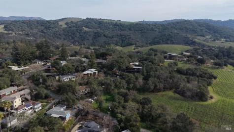 17278 Hillcrest Avenue Sonoma CA 95476