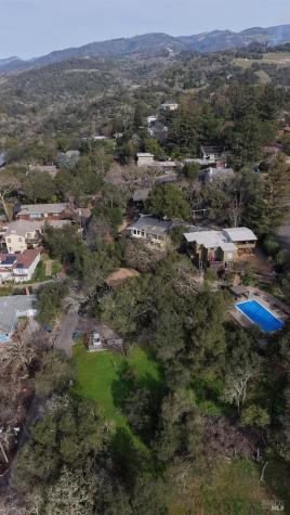 17278 Hillcrest Avenue Sonoma CA 95476