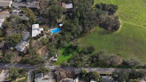 17278 Hillcrest Avenue Sonoma CA 95476