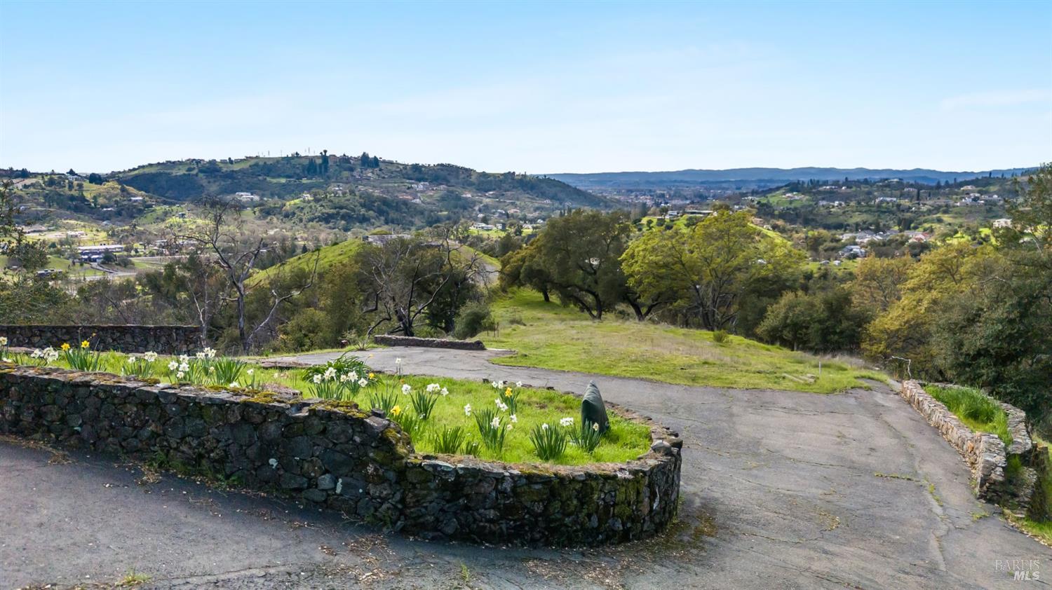 5707 Idlewood Drive Santa Rosa CA 95404