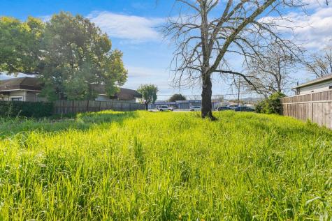 315 Lakeville Street Petaluma CA 94952