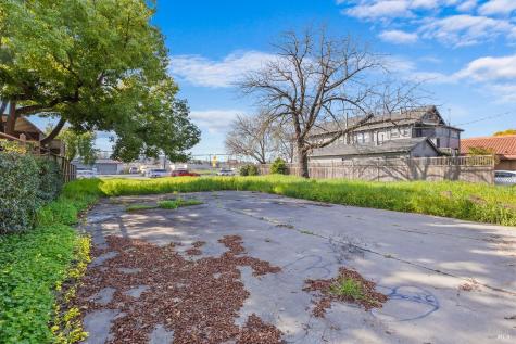315 Lakeville Street Petaluma CA 94952