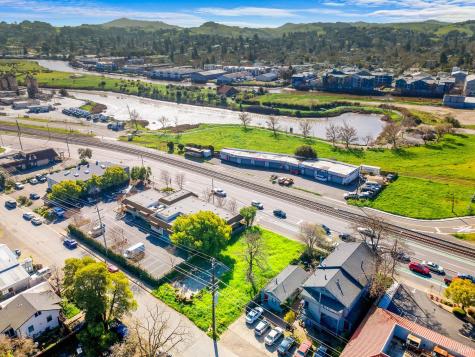 315 Lakeville Street Petaluma CA 94952
