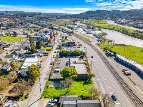 315 Lakeville Street Petaluma CA 94952