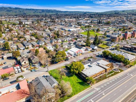 315 Lakeville Street Petaluma CA 94952