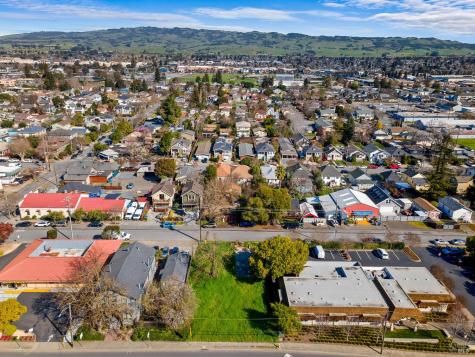 315 Lakeville Street Petaluma CA 94952