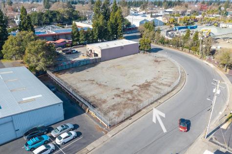 1035 Maxwell Drive Santa Rosa CA 95401