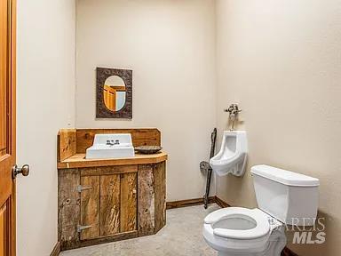 73001 Covelo Road Covelo CA 95428