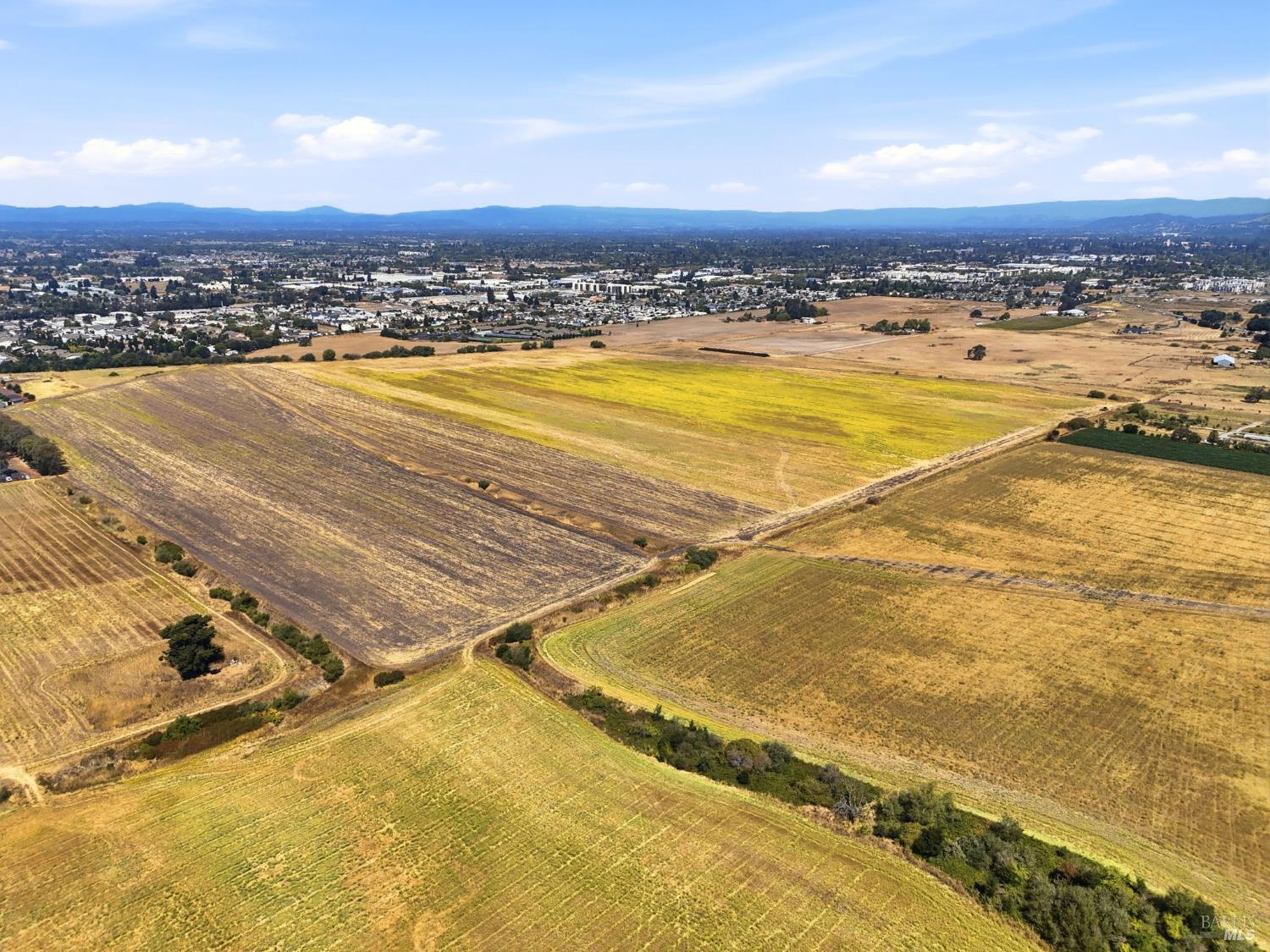3755 SE Petaluma Hill Road Santa Rosa CA 95472