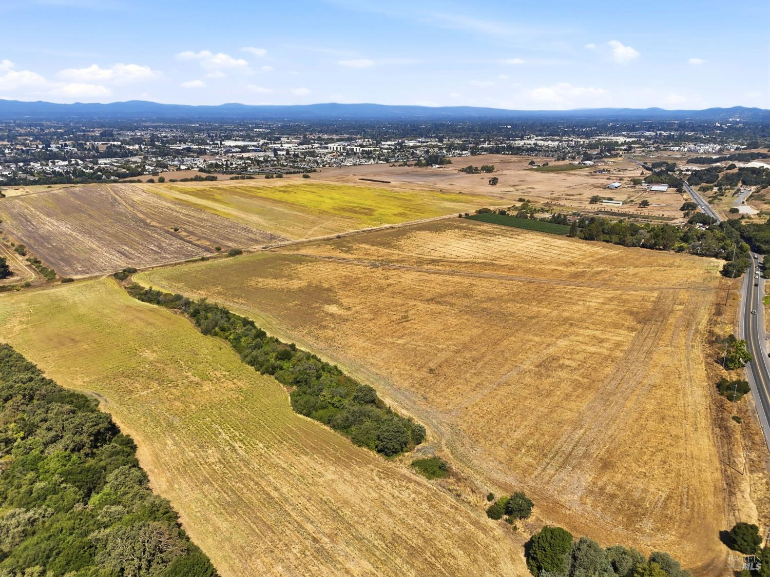 3755 SE Petaluma Hill Road Santa Rosa CA 95472