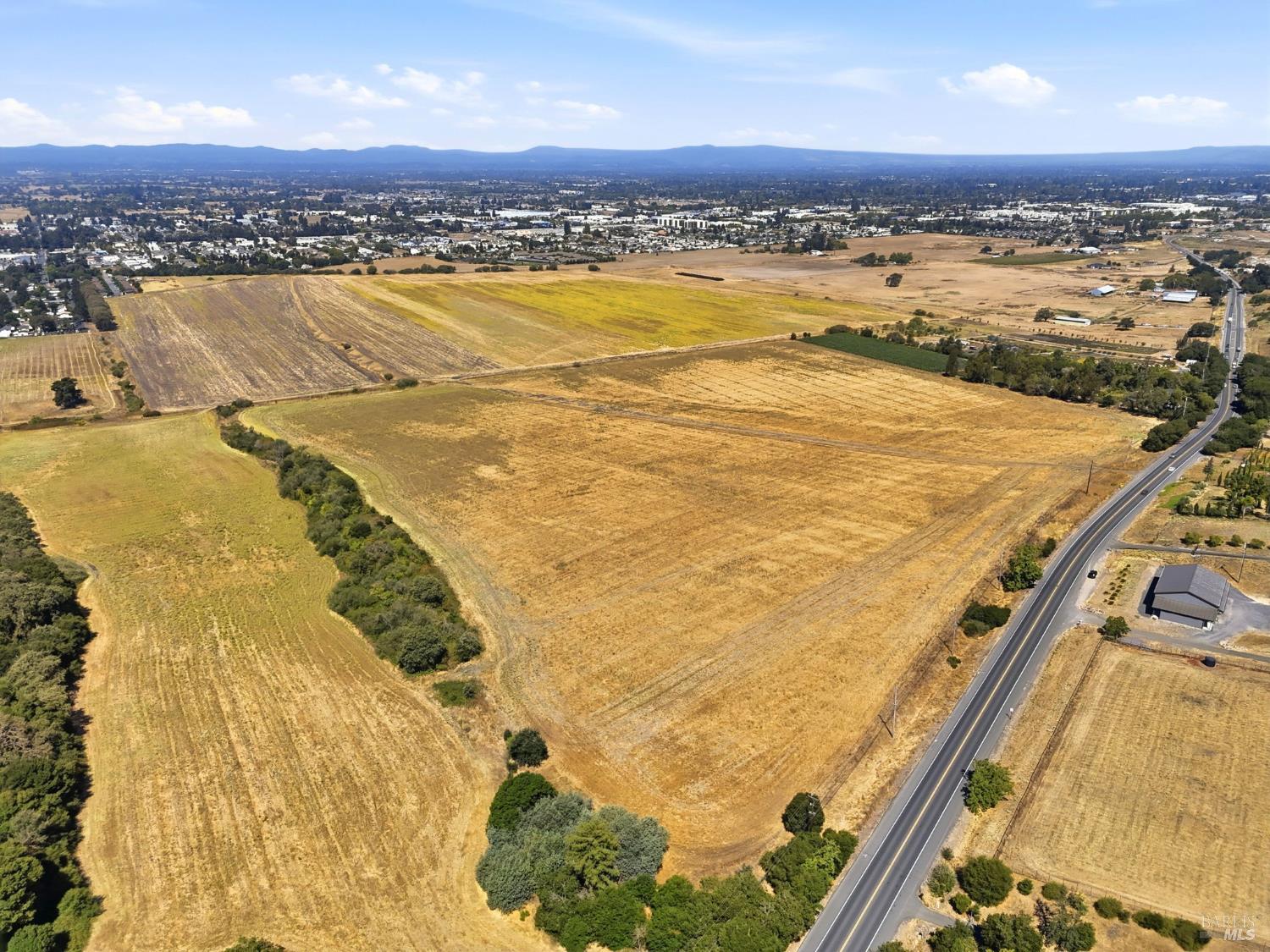3755 SE Petaluma Hill Road Santa Rosa CA 95472