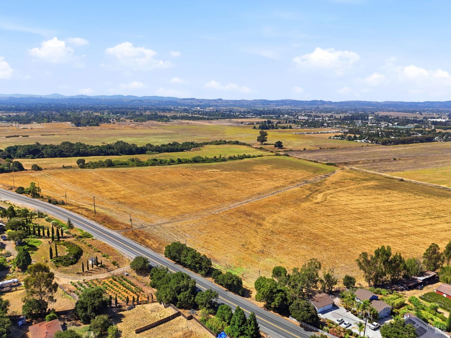 3755 SE Petaluma Hill Road Santa Rosa CA 95472