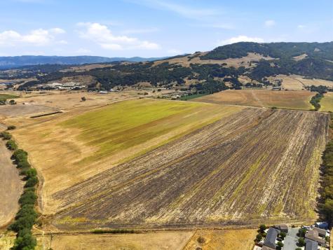 3755 SE Petaluma Hill Road Santa Rosa CA 95472